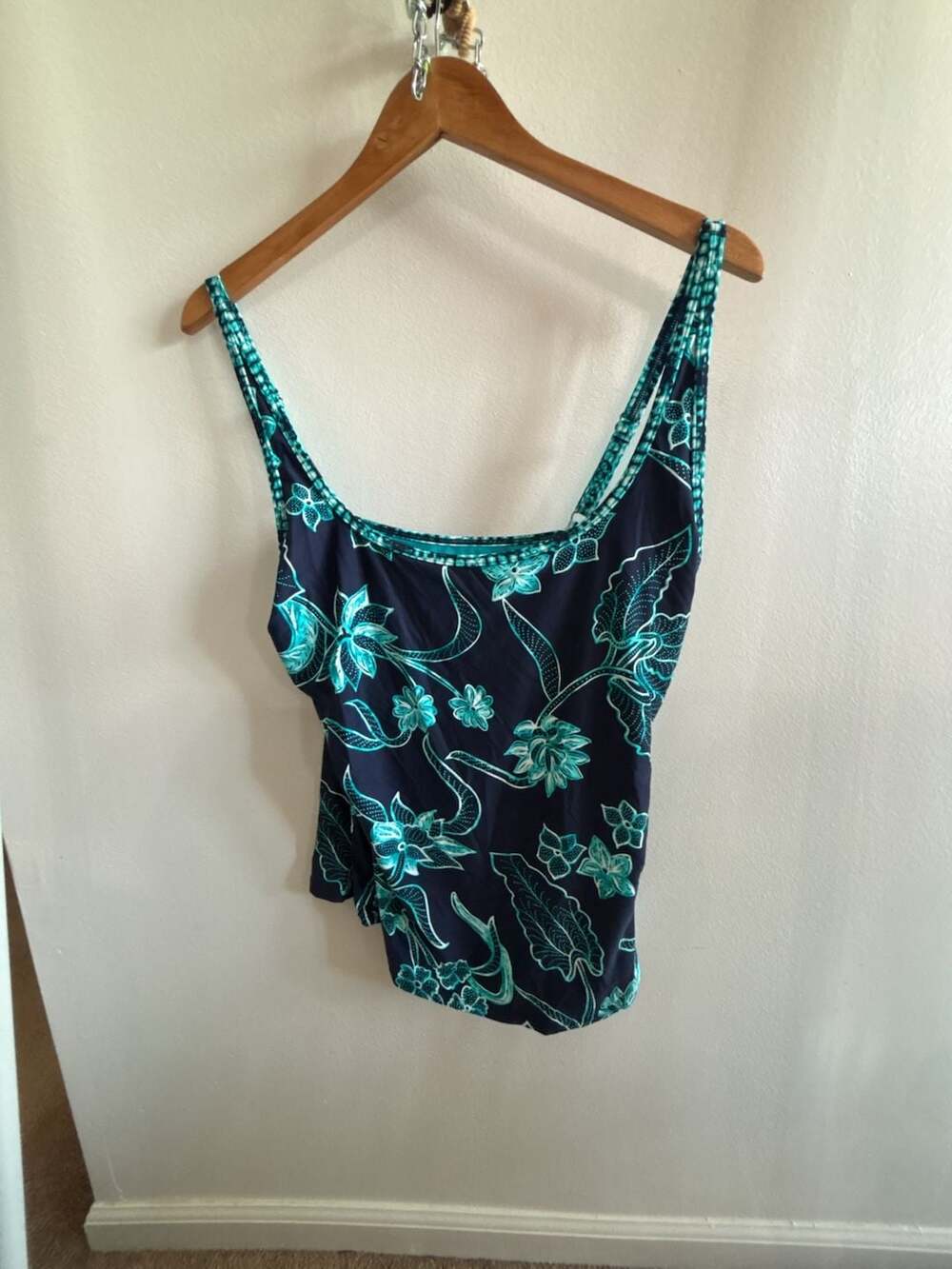 Beach House Floral Print Tankini Swim Top Blue Green Size 16